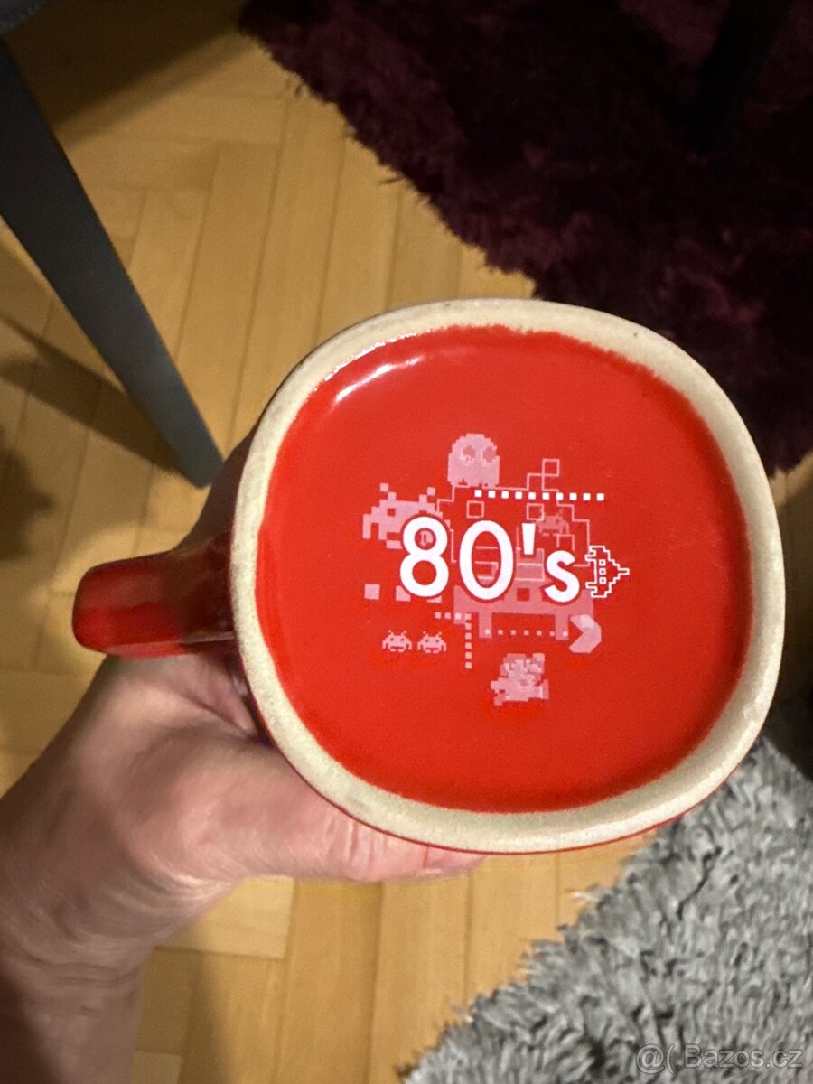 Nescafé hrnek sběratelský - 2