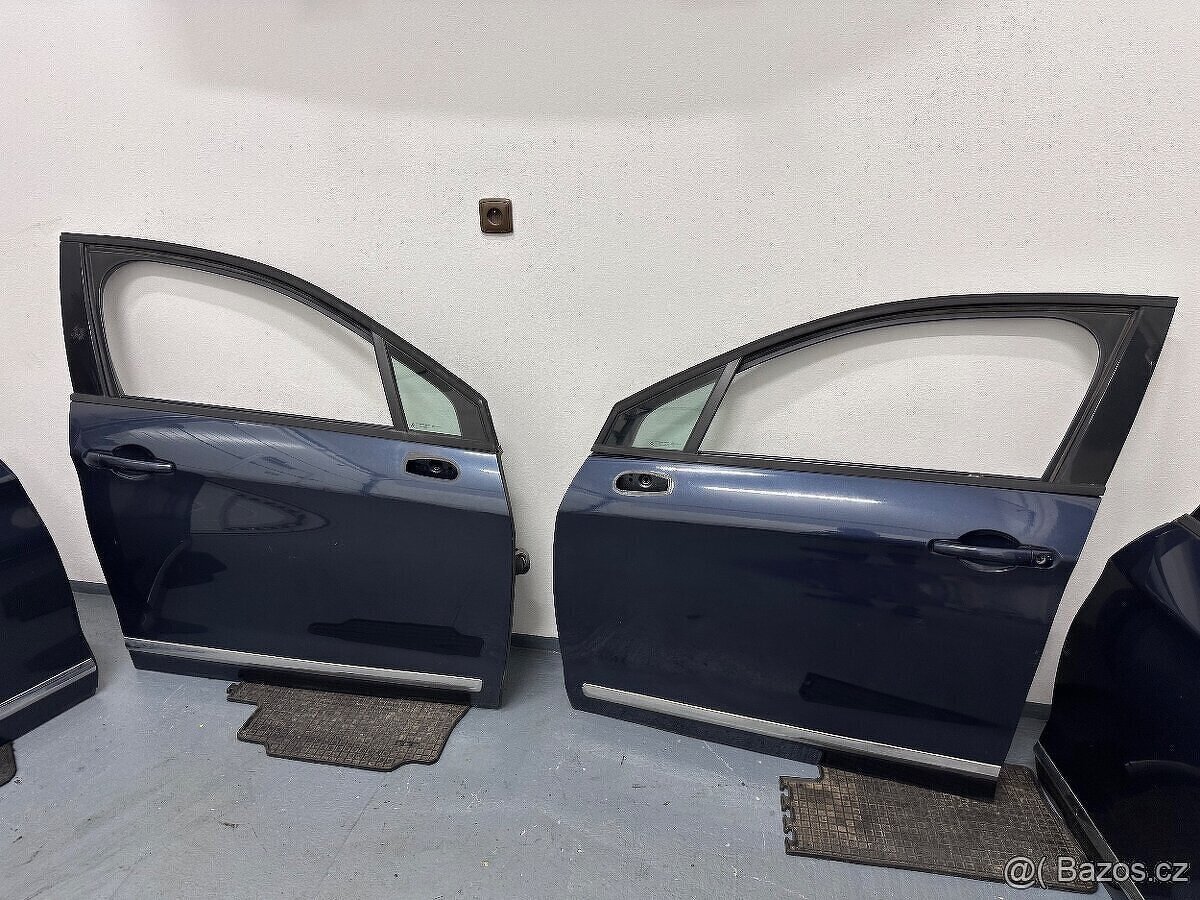 Citroen C5 II X7 boční dveře Barva KGNC - 2