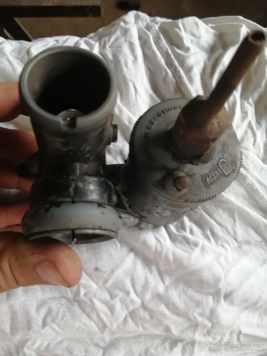 Karburátor Jikov - 2