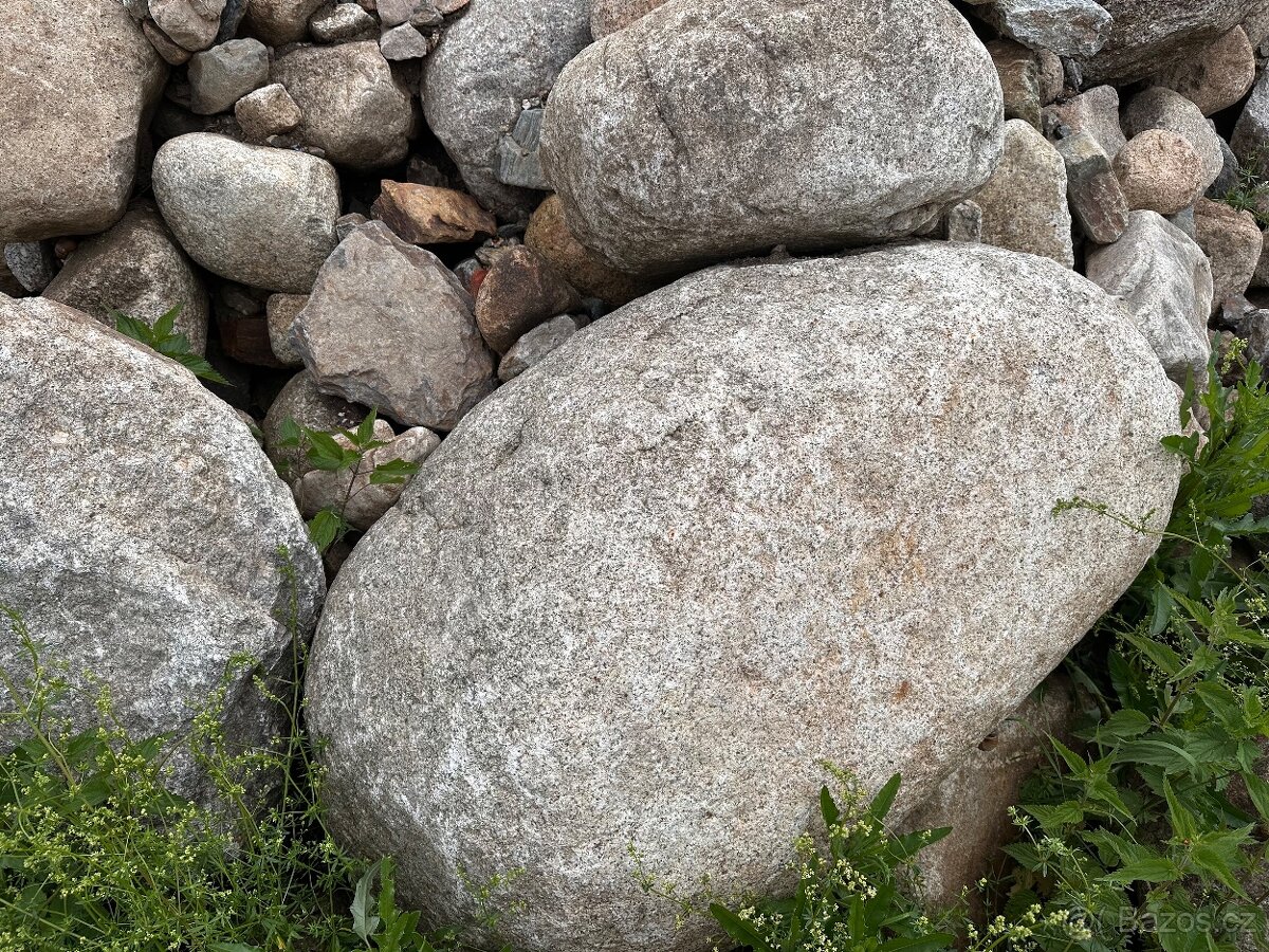 Labský kámen ,žulové valouny, kámen do zahrady - 2