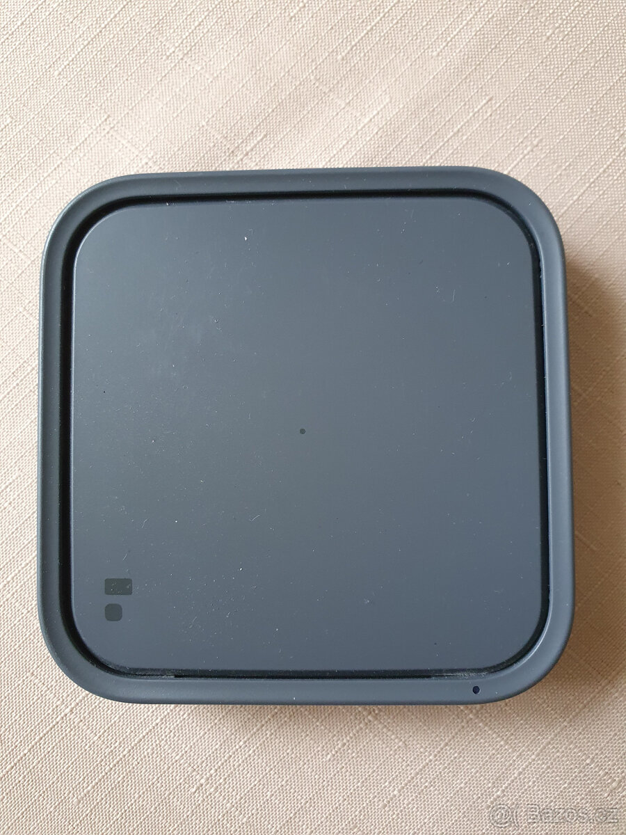 Bezdrátová nabíjecí podložka Samsung (15W) - 2
