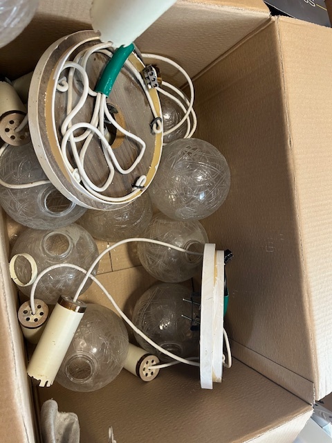 Prodej retro lustrů 3 koule a 5 koulí-1985-NDR. - 2