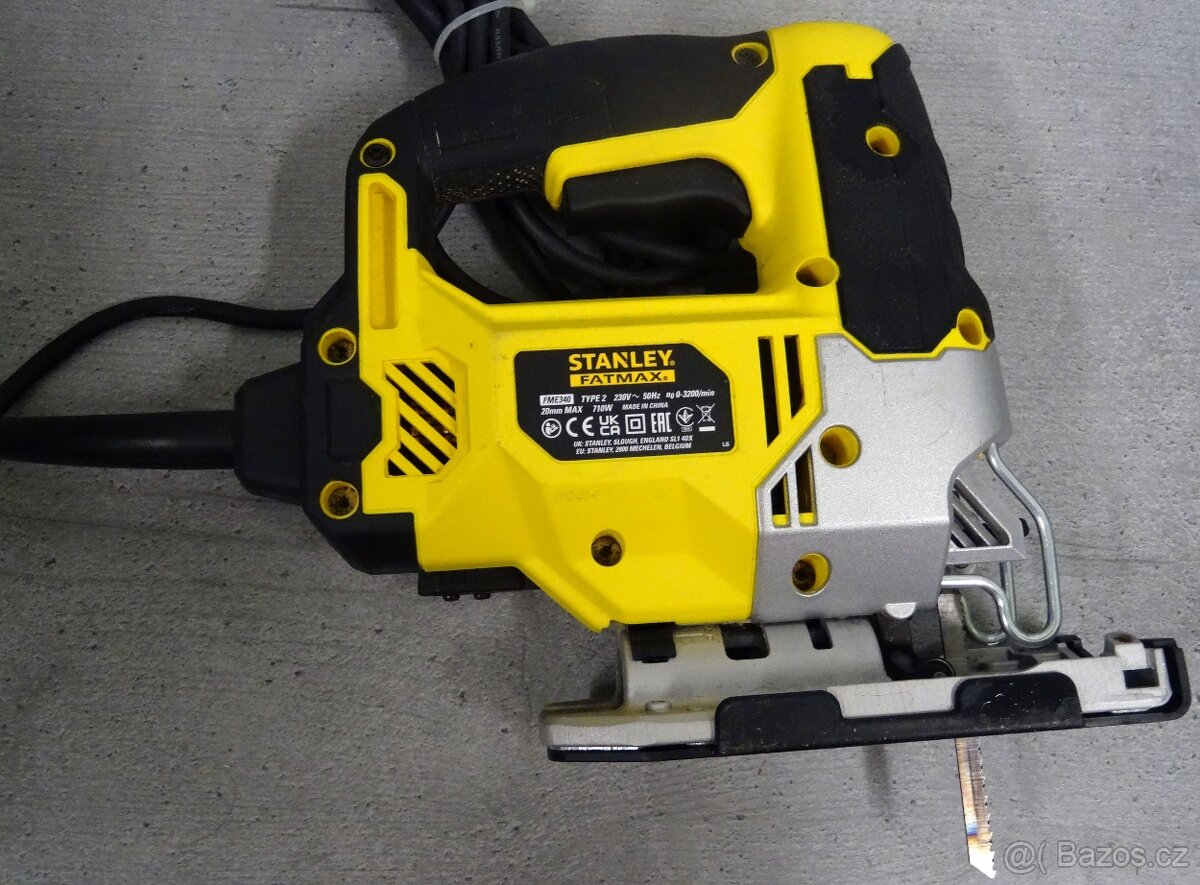 Přímočará pila Stanley - 2