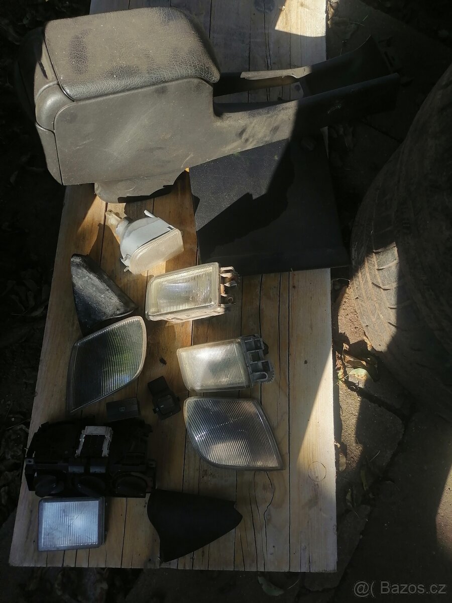 Vw Passat b4 loketní operka - 2