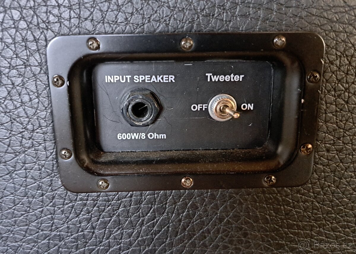 Baskytarový reprobox 600W 8ohm 4x8´ včetně plátěného obalu - 2