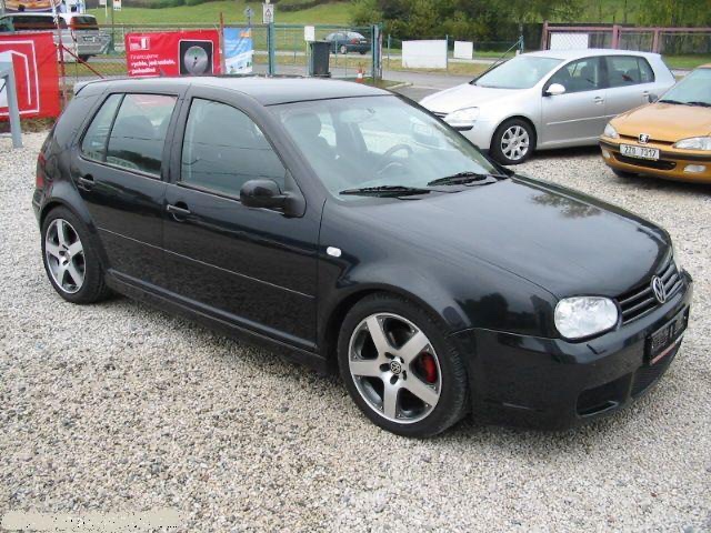 Sháním Seat Leon, VW Golf 4, Škoda Fabia RS, BMW E46 330D - 2