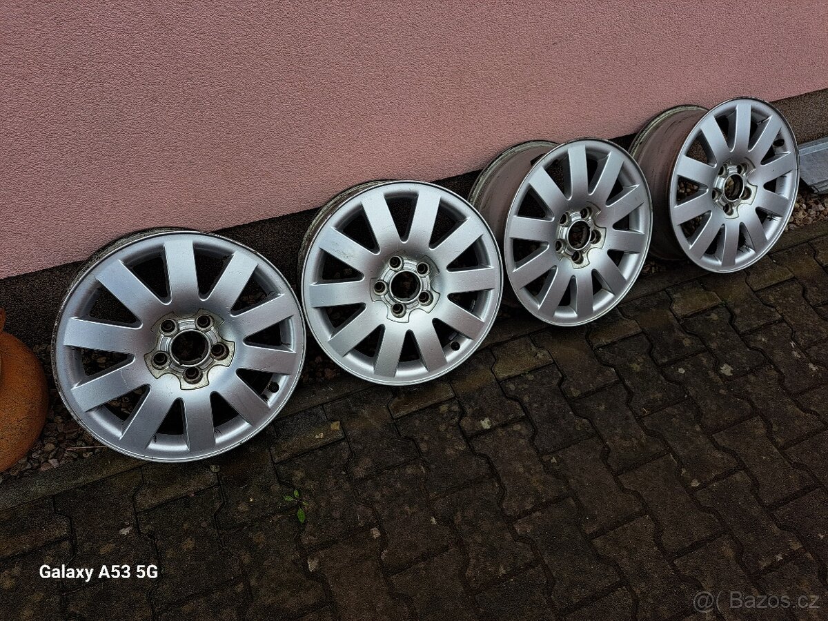 Alu diskyRenault - 2