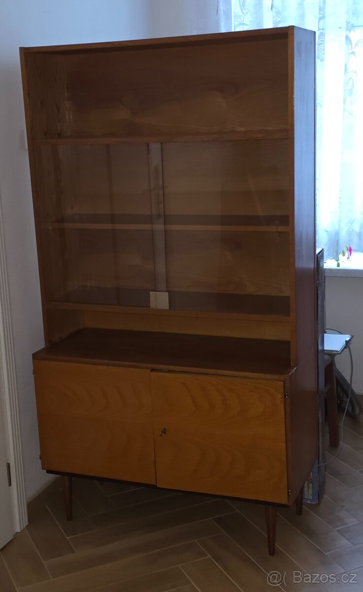 Prodej nábytku 60. léta - originál - 2