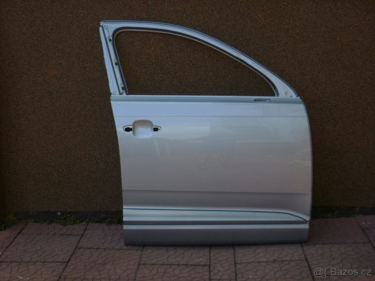 Audi Q7 / 4M originál pravé přední dveře - 2