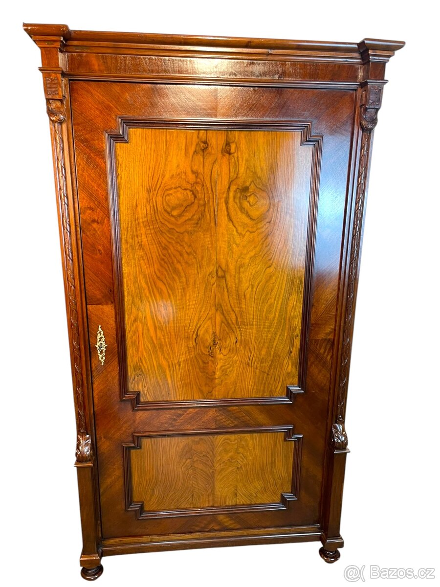 Starožitná šatní skříň - historismus - 2
