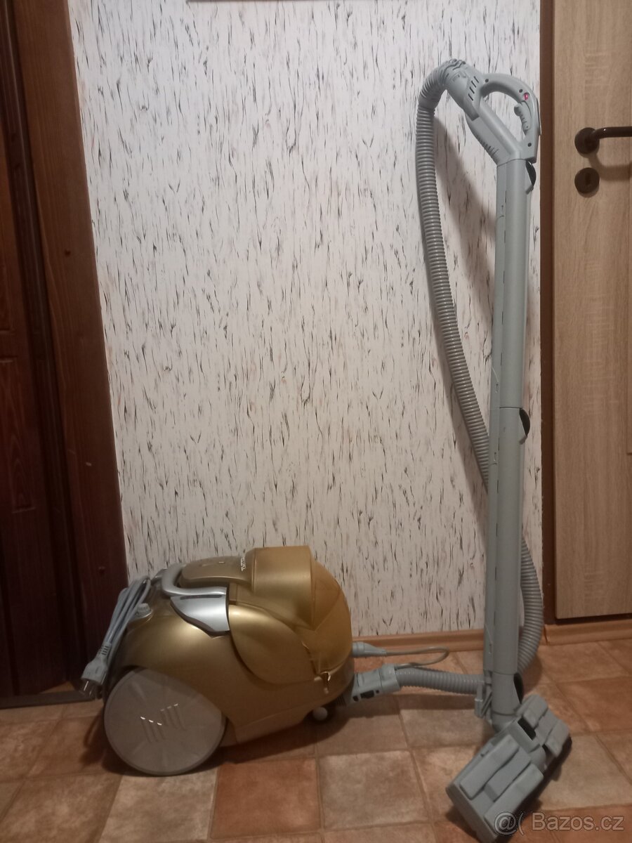 Prodám Vysavač Zepter - 2