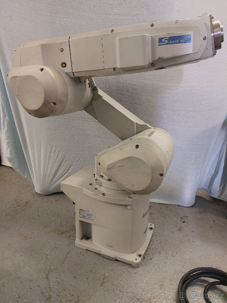 Průmyslový robot 6SL-S12 - 2