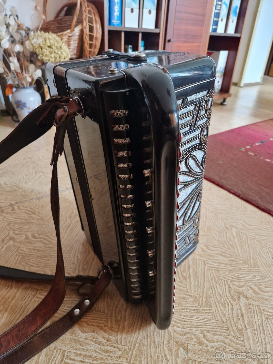 Akordeon harmonika (chromatika)Stradella. - 2