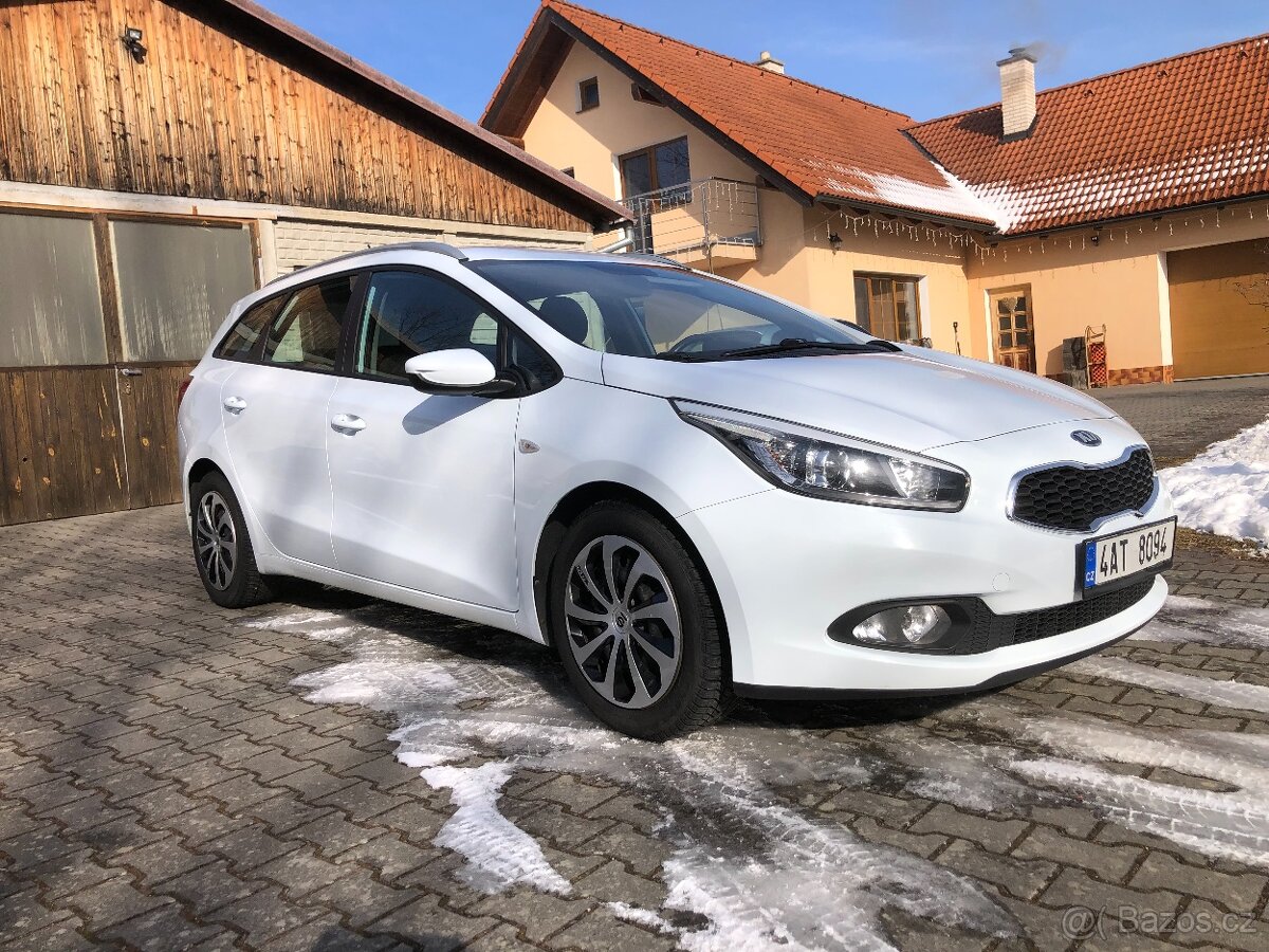 Kia Ceed 1.4 combi 73 kw - 2