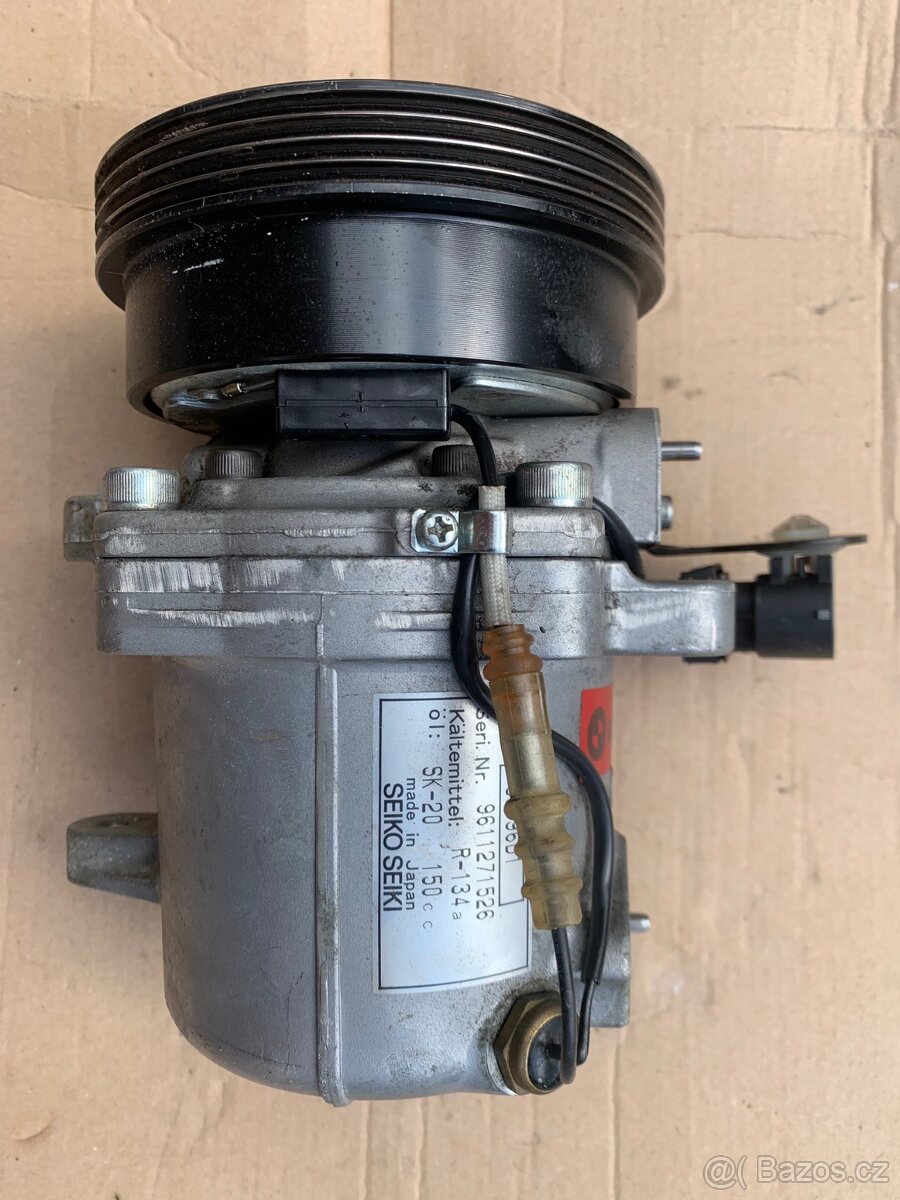 Kompresor klimatizace BMW E36 / 64-52-8-390-228 - 2