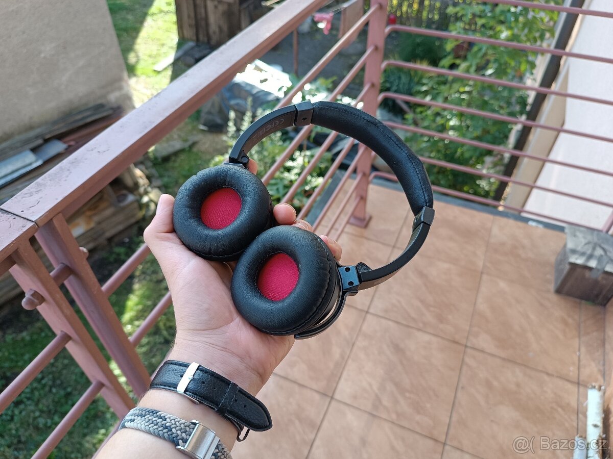 Prodám sluchátka. - 2