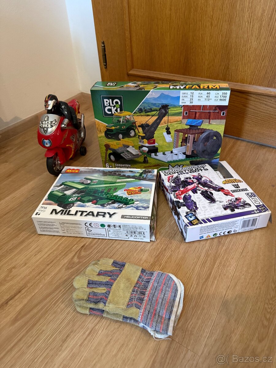Stavebnice , hračky - 2