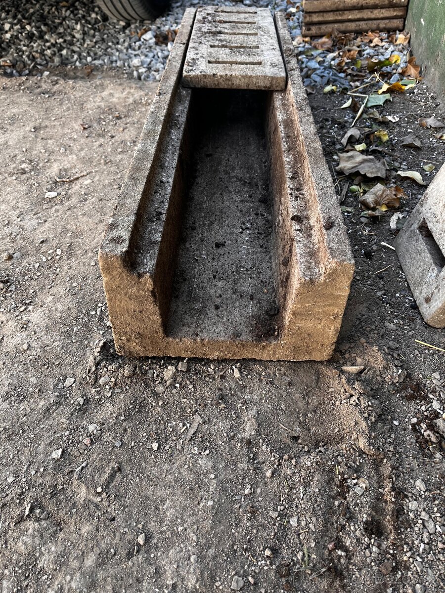 Betonový žlab - 2