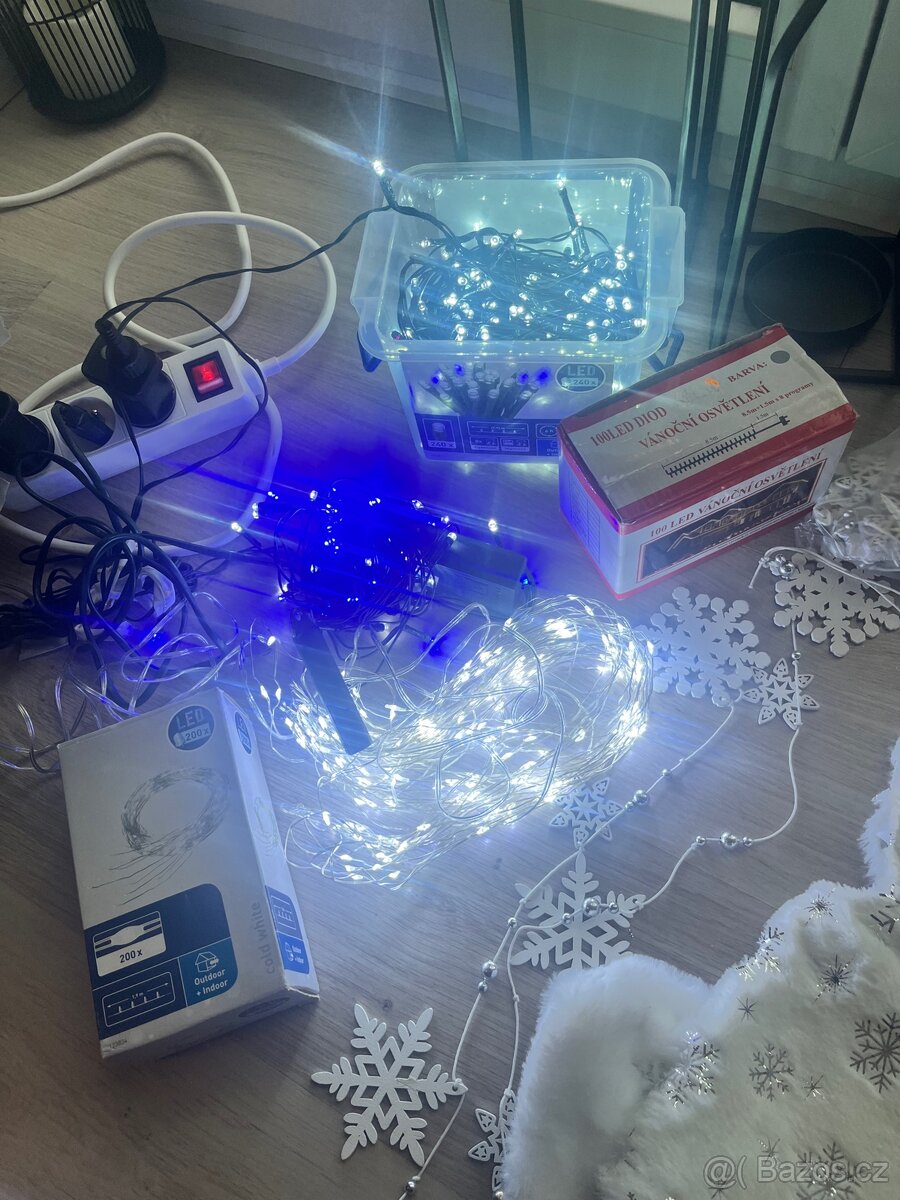 Vánoční dekorace- lucerny, světýlka, ozdoby - 2