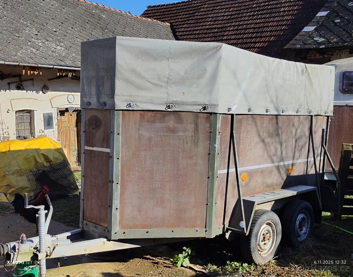 Nákladní přívěs - 2