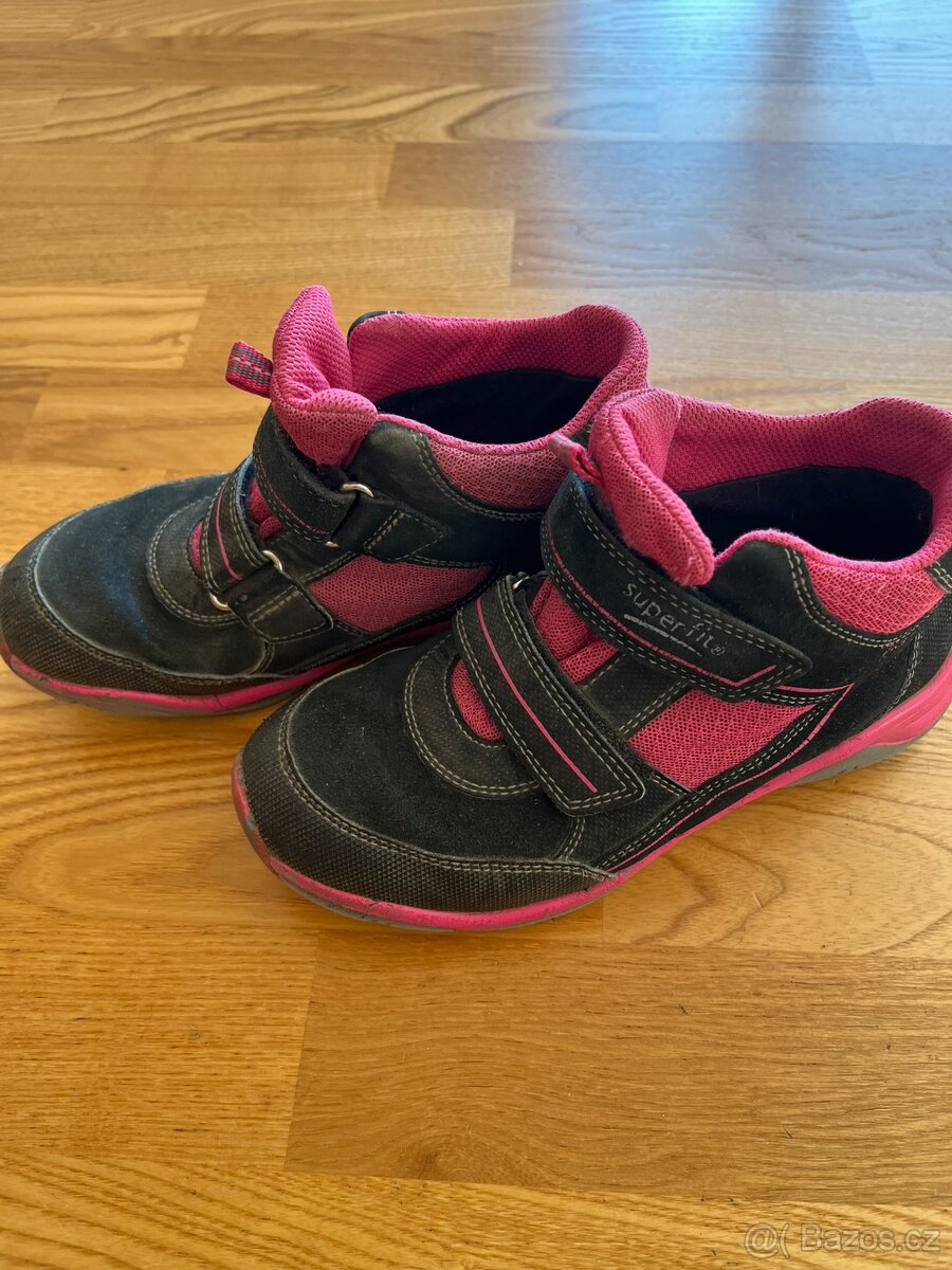 Podzimní/jarní kotníkové boty Superfit s GTX vel.34 - 2