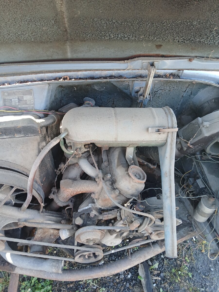 Prodám Škoda 1000 mb žábrovka - 2