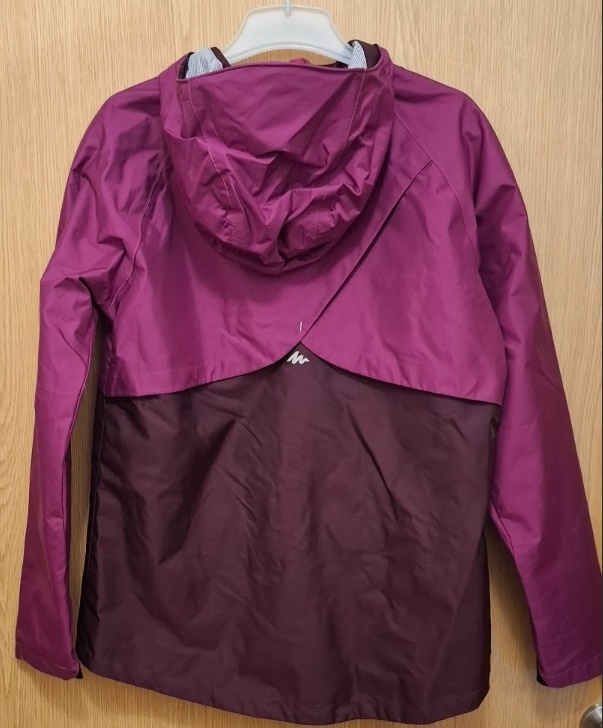 Outdoorová dívčí bunda (větrovka) – Quechua - vel. 149 -159 - 2