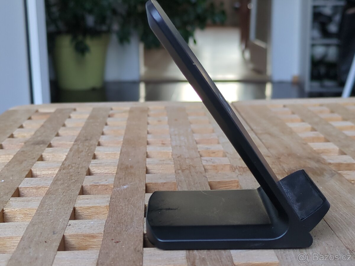 Bezdrátová nabíječka - 2