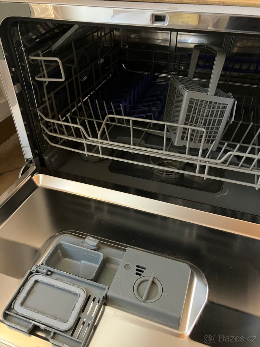 Myčka Candy malá jako nová - 2