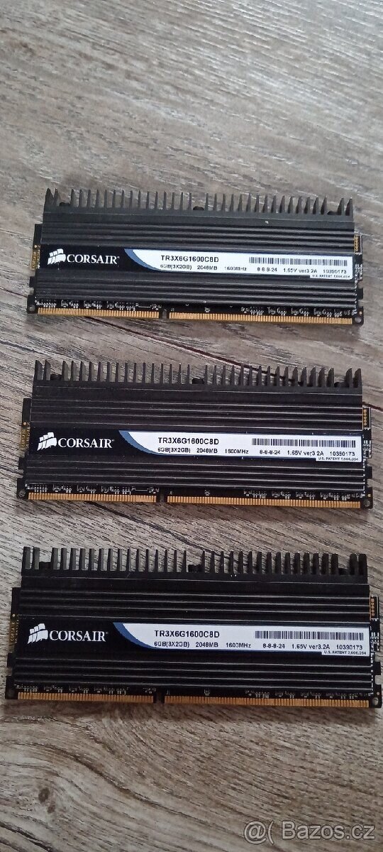 Corsair Dominator 3x2gb - 6GB DDR3 - 2