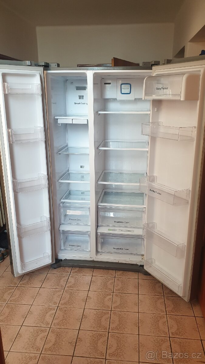 Nefunkční A. lednice Daewoo FRN-Z17B2S - 2