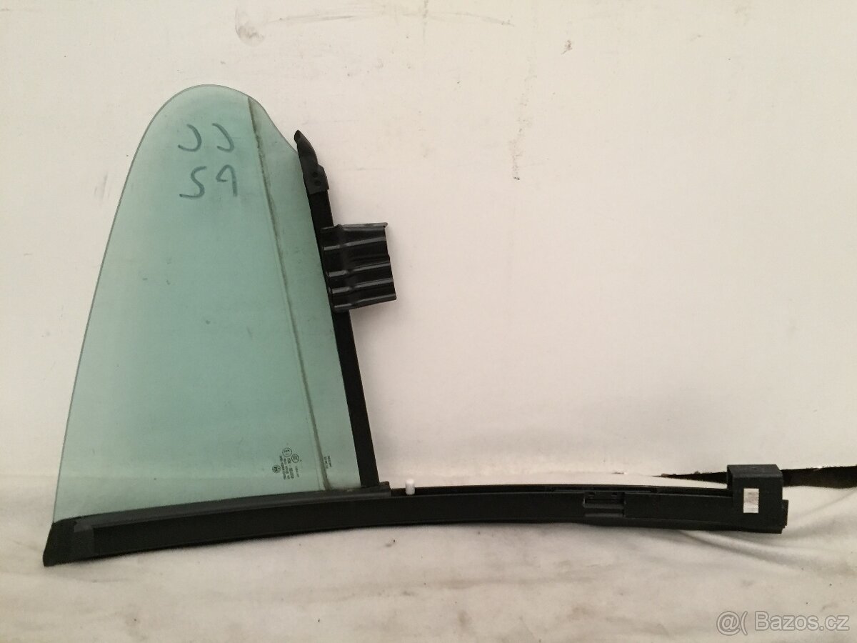 VW PASSAT CC 08-16 - PRAVÉ ZADNÍ SKLO 3C8 845 216 - 2