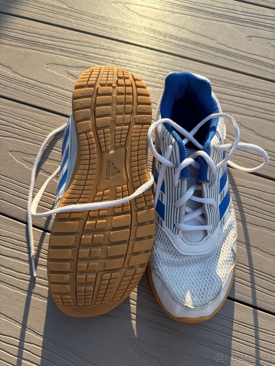 Sálovky Adidas 36 2/3 - 2