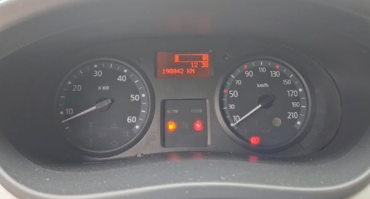 Renault trafic,opel vivaro,nissan 2.0dci motor - 2