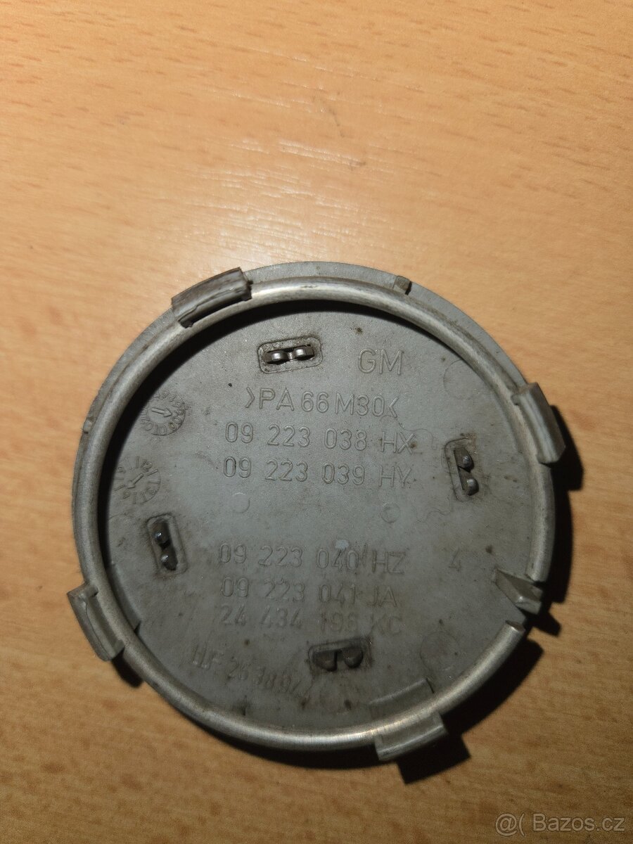 Pokličky alu kol Opel 61mm - 2