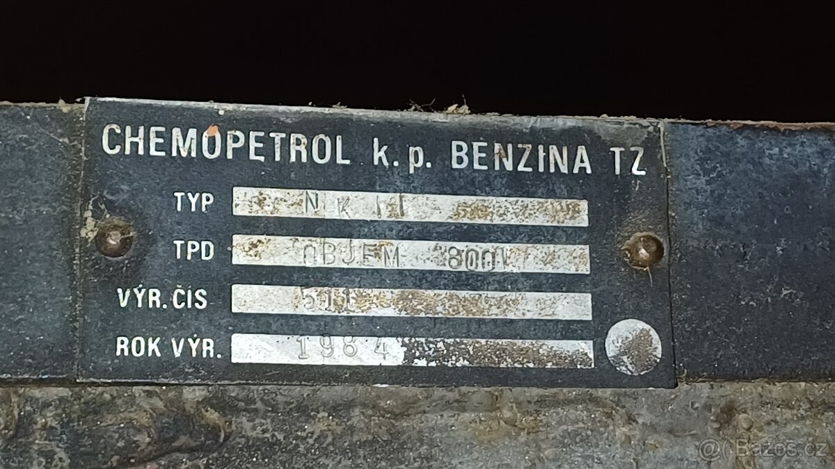 Nádrže na naftu - 2