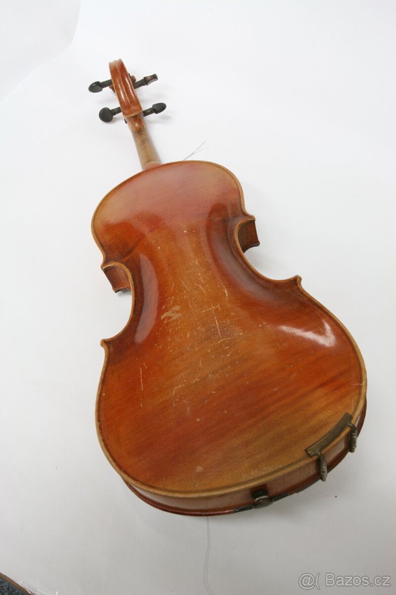 Tovární housle střední Evropa - 2