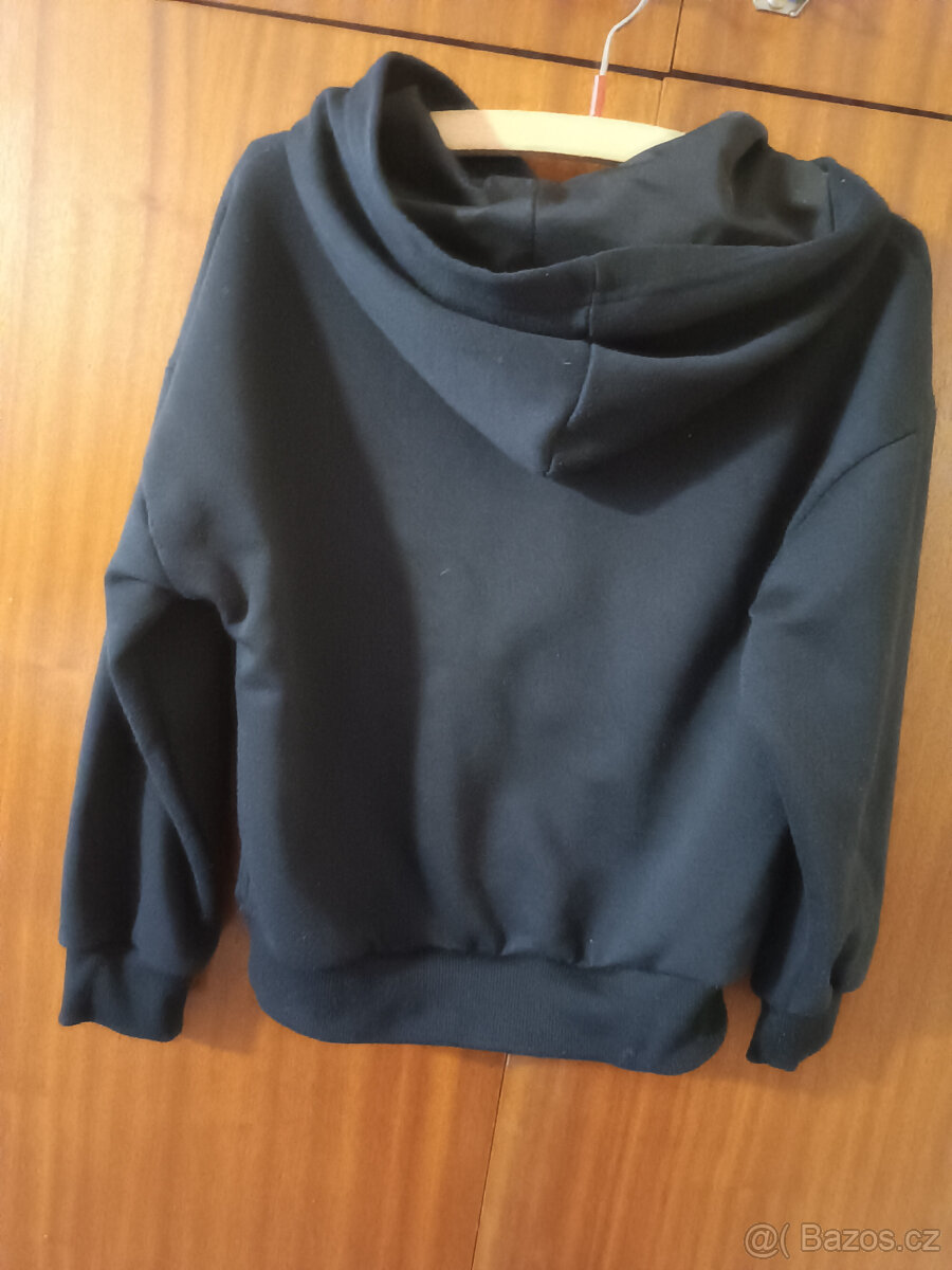 MIKINA ČERNÁ DĚTSKÁ - 2