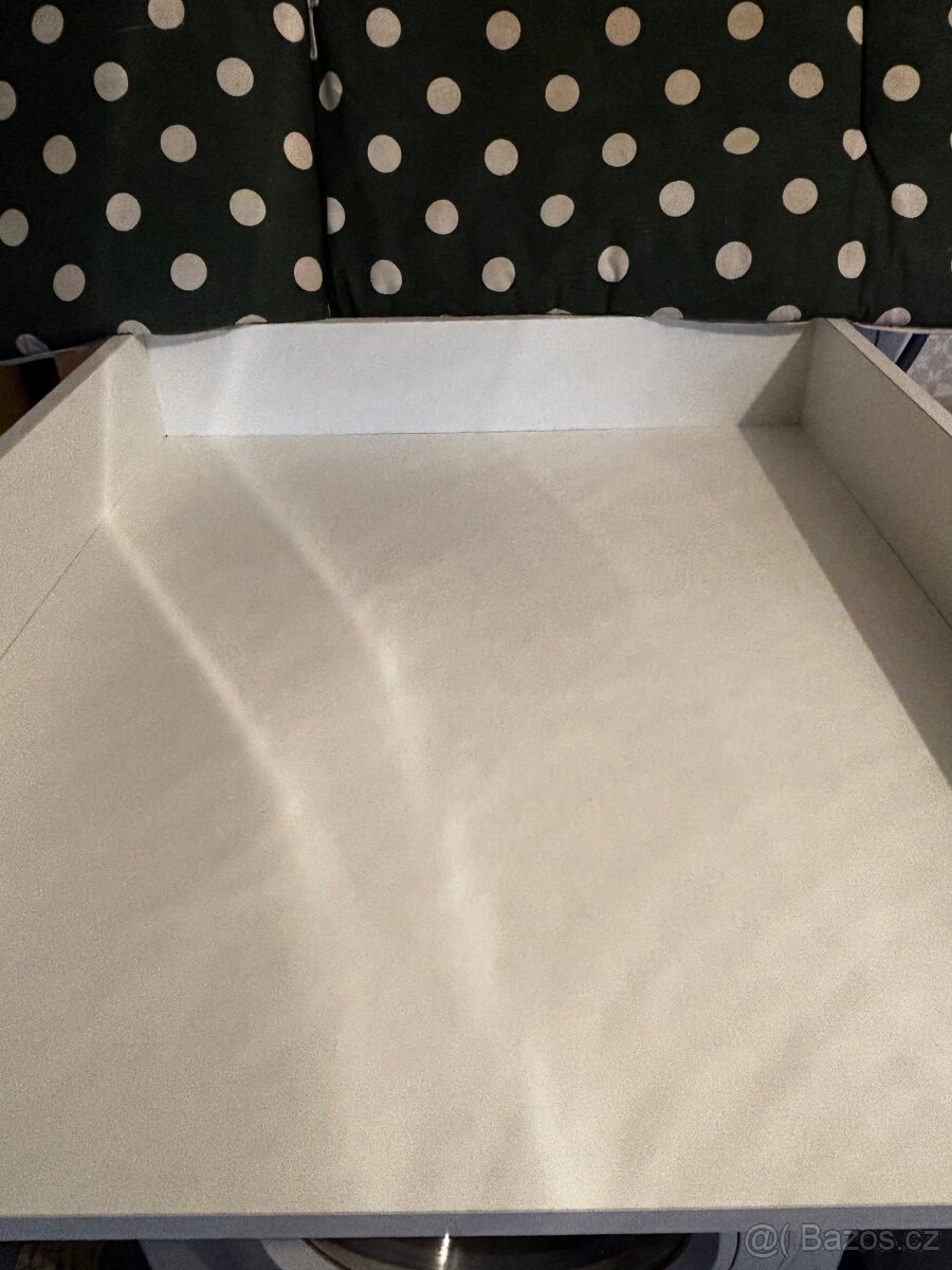 Přebalovací pult - 2