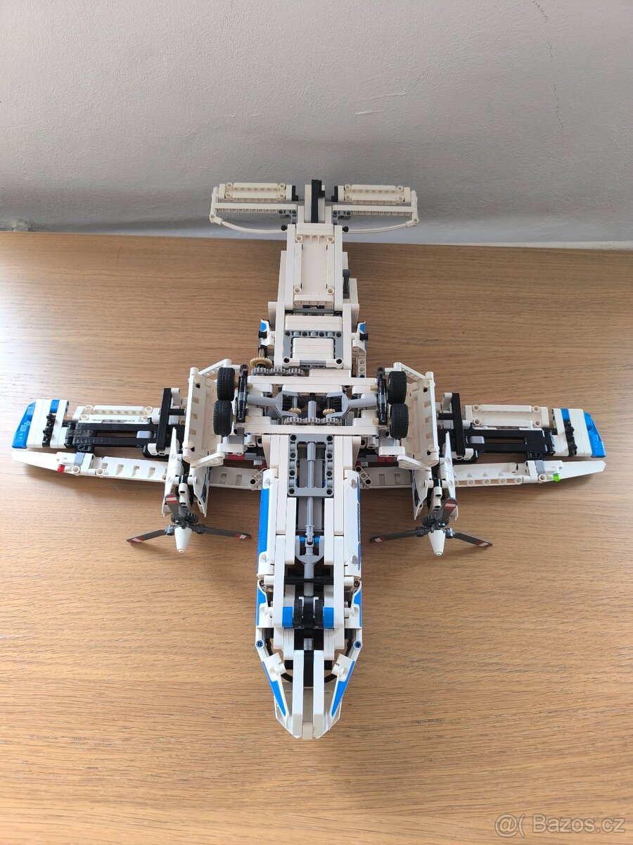 LEGO Techni 42025 - 2