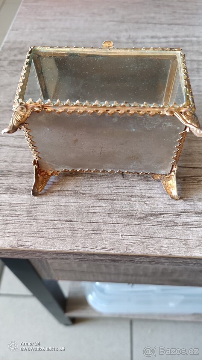 Stará šperkovnice - 2