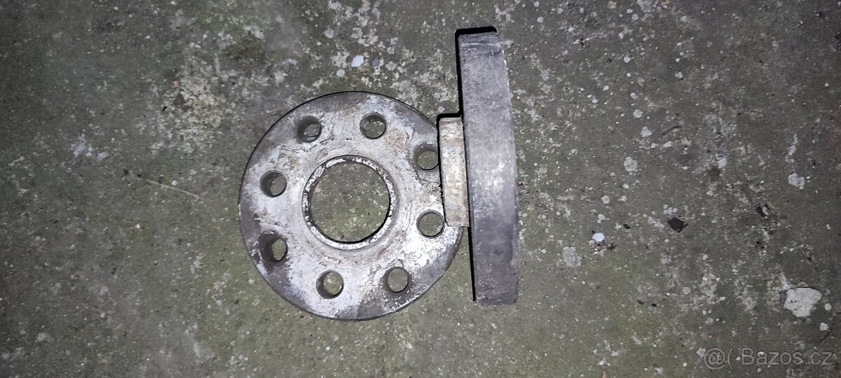 Rozšiřovací podložky pod kola - 2