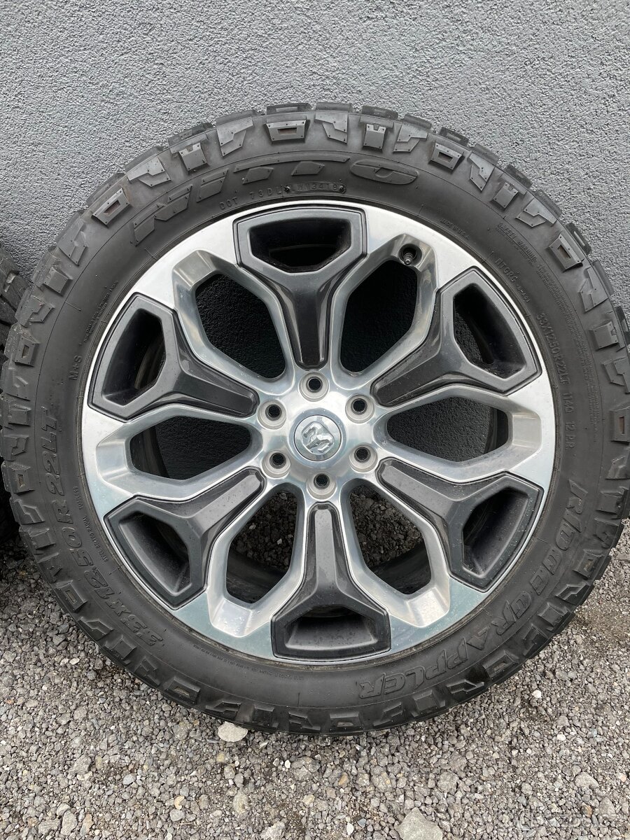 Alu kola Dodge RAM Limited R22