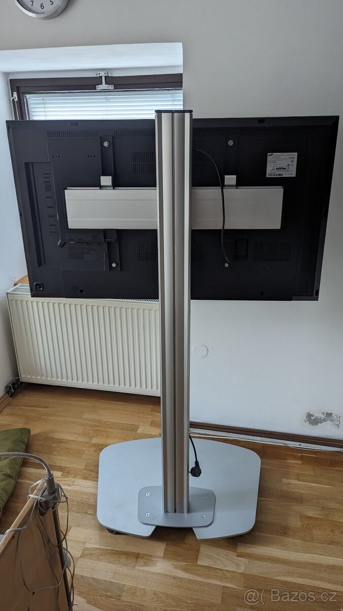 Stojan na TV / Monitor Vogel's - 2