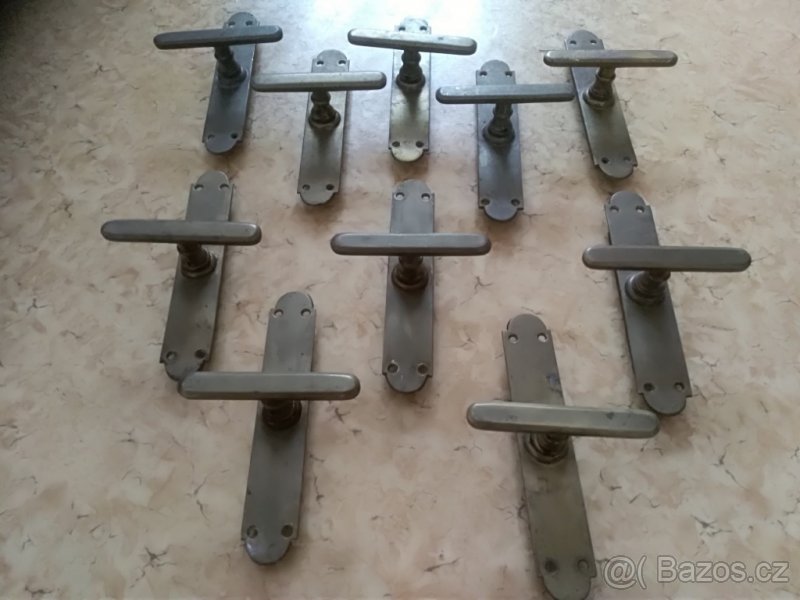 Mosazné okenní kličky Alt Wien - 2