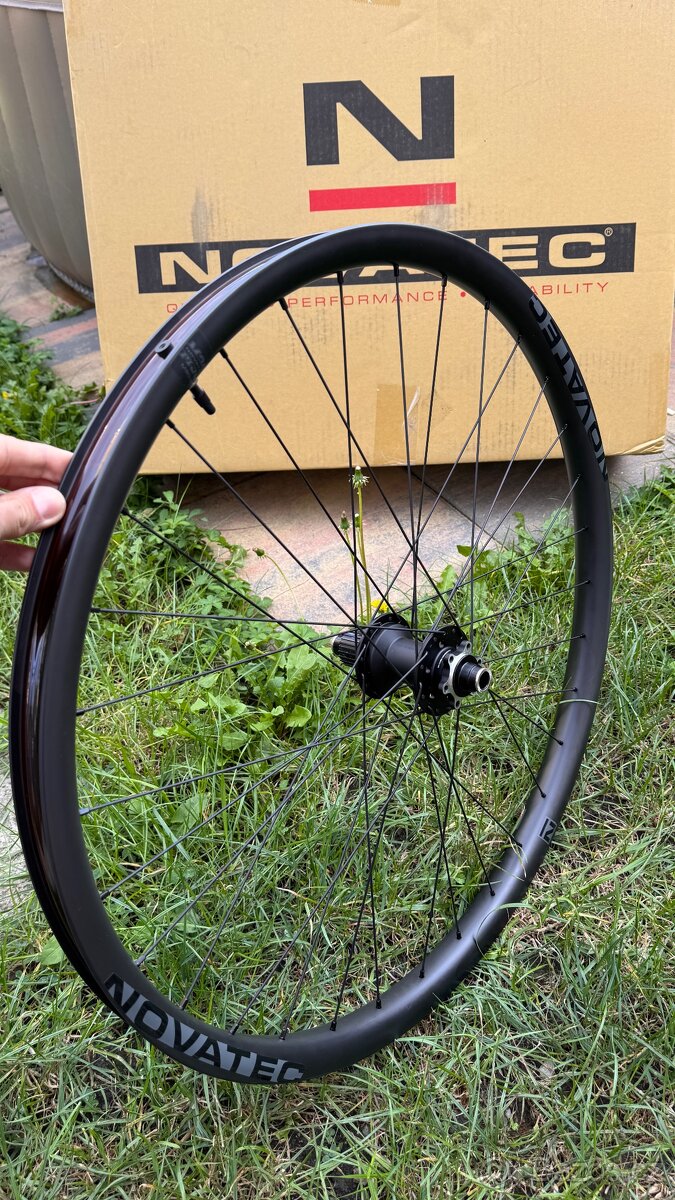 Sada kol NOVATEC M30 karbon 29" - NOVÉ - 2