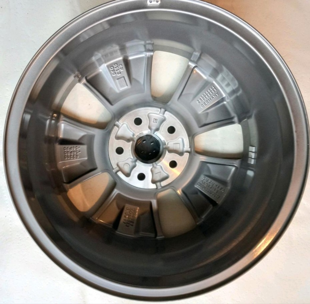 alu kola SUZUKI ●nové● - 2