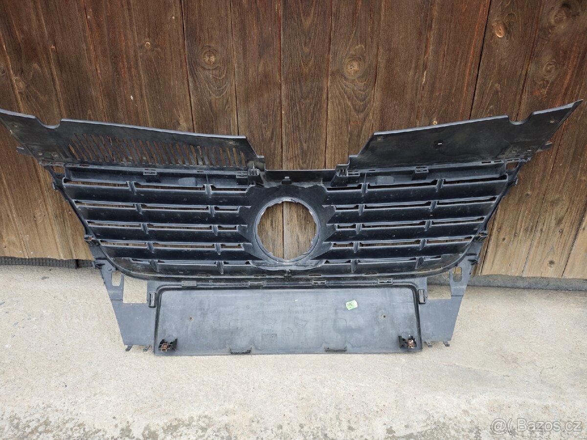 Přední maska Passat B6 - 2