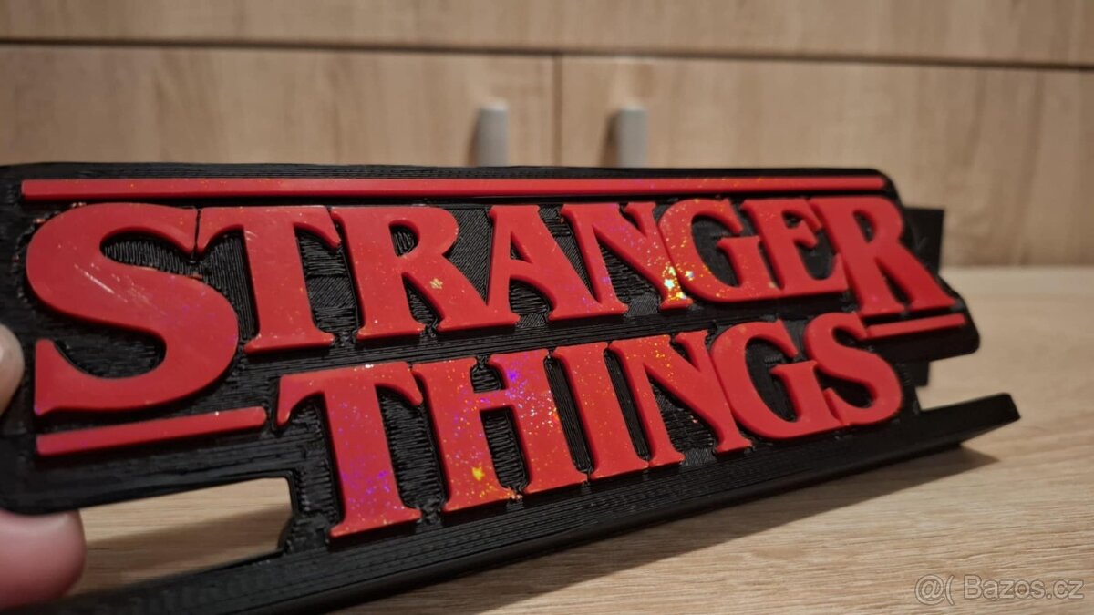 Stranger things vitrínka - 2