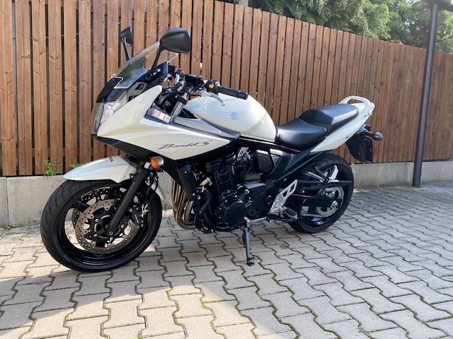 SUZUKI GSF 650 SA Bandit - 2